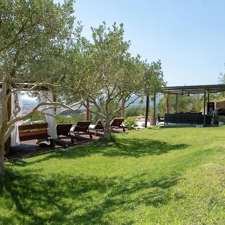 Haus Fuer 9 Personenund 1 Kind In Kastel Luksic